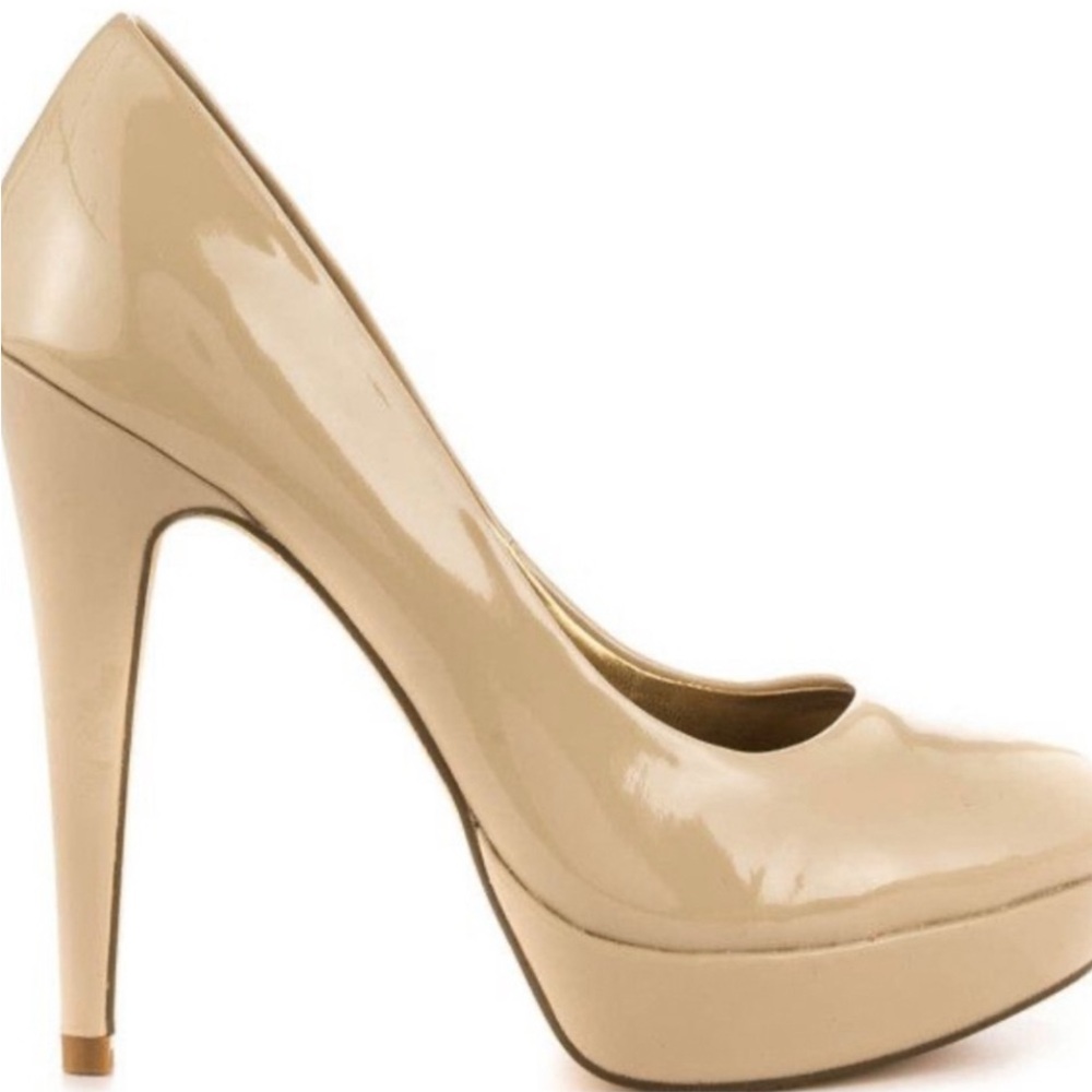 G By Guess Cream Shiny Patent Nude Neutral Stiletto Heels with Platform Size 8